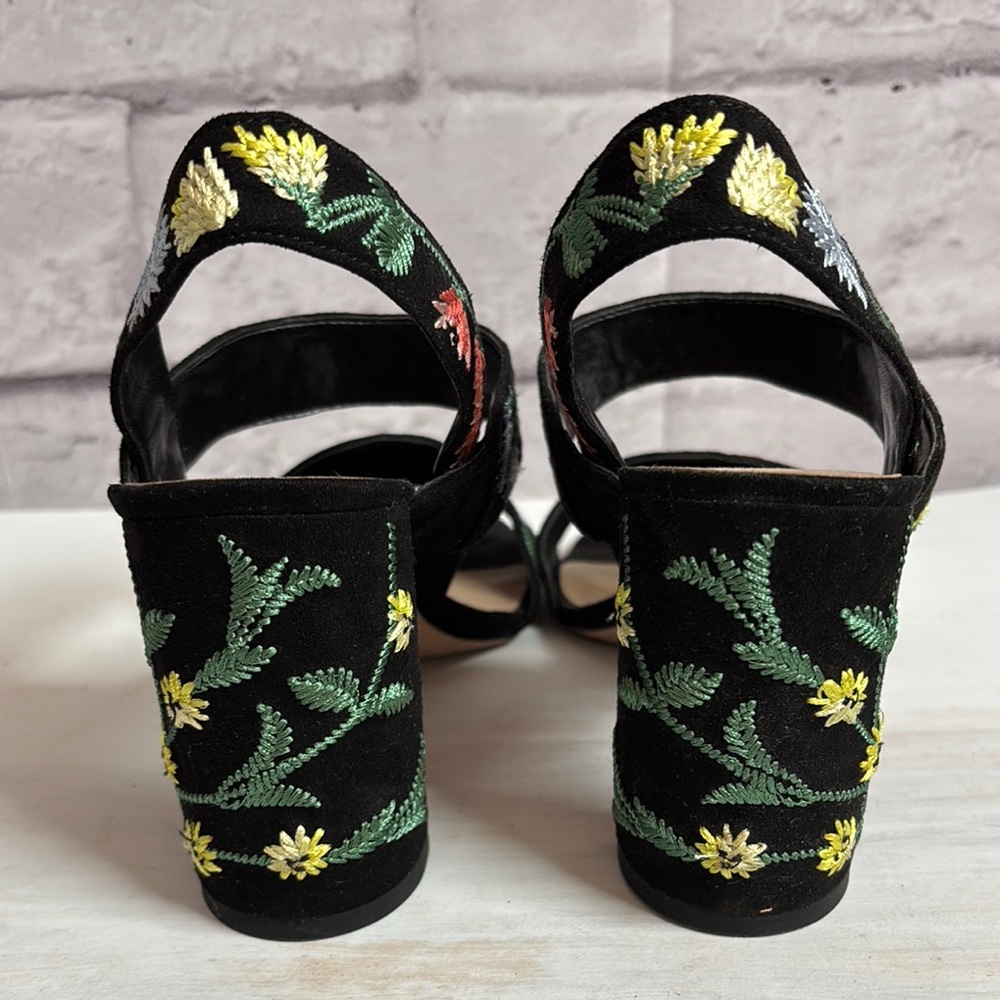 Ann Taylor Black Floral Embroidered Sandals - Picture 4 of 8